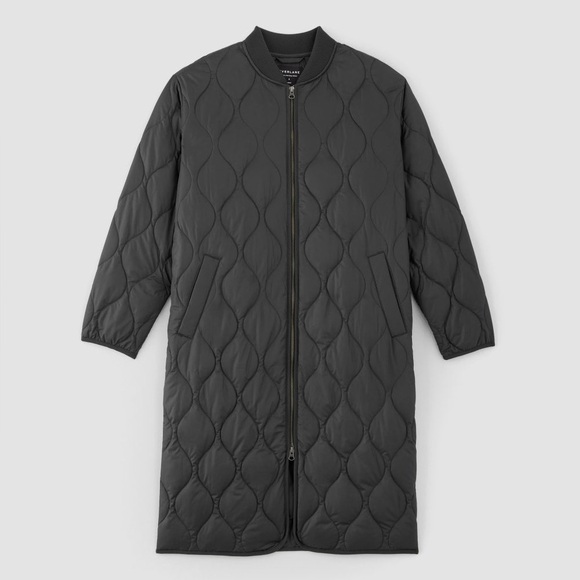 Everlane Renew Long Liner Coat in Black (M) - Picture 2 of 10